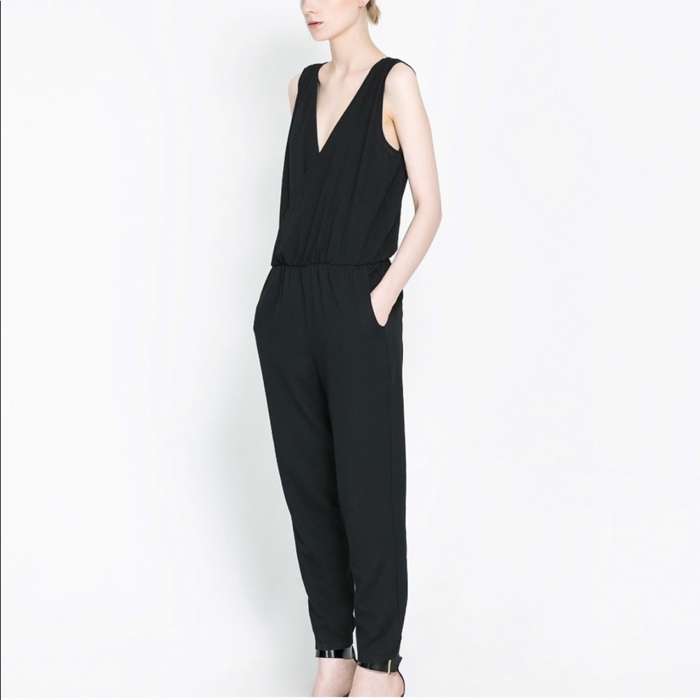 Zara basic black jumpsuit with pockets